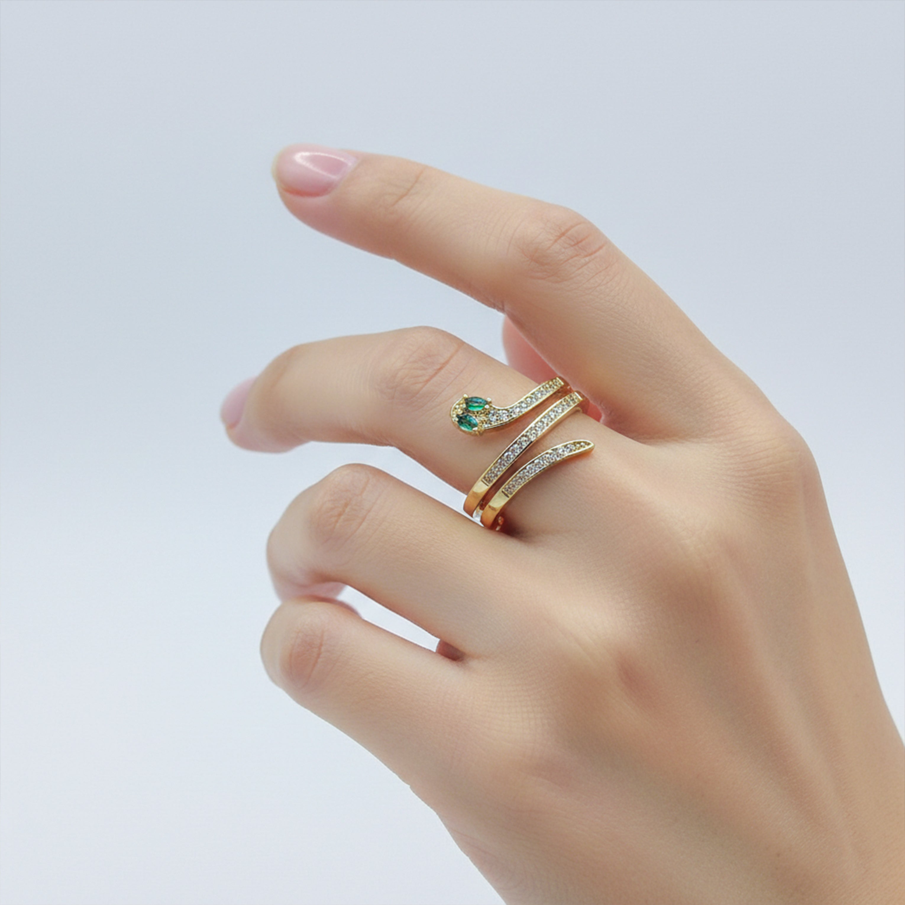 Serpentina Emerald Ring - GWR-59